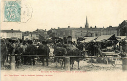 L'absie * Un Jour De Foire * La Place * Marché Marchands * Environs De Parthenay - L'Absie