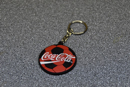 Coca-cola Company Porte Clé-sleutelhanger-key Chain Voetbal - Schlüsselanhänger