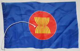 DRAPEAU - ASEAN - COMMUNAUTE DES PAYS DU SUD EST ASIATIQUE - PETIT FORMAT - 32 X 20 Cm - Vlaggen