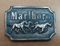 AC - MARLBORO CIGARETTE CAST IRON BELT BUCKLE ​​​​​​​HORSES - Ceintures & Boucles