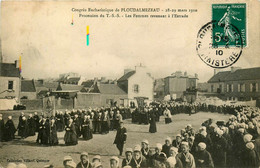 Ploudalmézeau * Le Congrès Eucharitisque * 28 29 Mars 1910 * Procession Du TSS * Les Femmes Revant à L'estrade - Ploudalmézeau