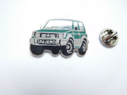 Superbe Pin's En Zamac , Auto 4X4 Mitsubishi Pajero - Mitsubishi