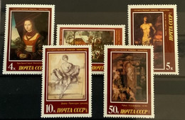 Rusland Zegel Nrs 5717 - 5721 MNH*** - Collections