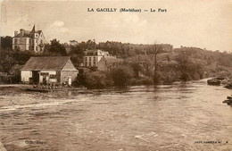 La Gacilly * Vue Sur Le Port * Fabricant Machines Agricoles ? - La Gacilly