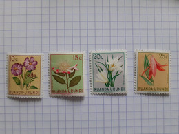 Ruanda - Lot 4 Timbres Neufs Avec Charnières - Andere & Zonder Classificatie