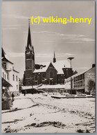 Lennestadt Altenhundem - S/w Marktplatz 1   Mit Kirche Und Sparkasse Im Winter - Lennestadt