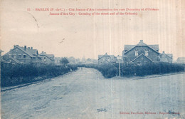 CPA  62   BARLIN---CITE JEANNE D'ARC  ( INTERSECTION DES RUES DOMREMY ET D'ORLEANS ) - Barlin