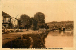 Samois Sur Seine * Le Bas Samois * écluse Et Coteaux De Barbeau * Péniche Batellerie * Café Hôtel De L'écluse - Samois