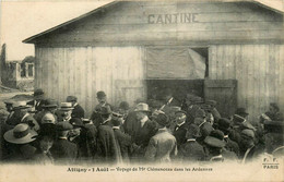 Attigny * Voyage De M Clémenceau Dans Les Ardennes * Président De La République * Devant La Cantine - Attigny