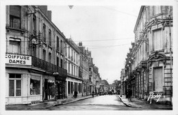 Châteaubriant * La Rue Aristide Briand * Coiffeur Coiffure Dames - Châteaubriant