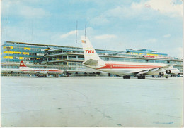 Bru 14 ( 2 ) : Paris :  Aéroport D ' Orly ,l '  Aérogare 1964 , Avion TWA  ( états Unis) - Paris Airports