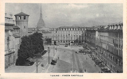 09426 "TORINO - PIAZZA CASTELLO - ANNI '30 XX SECOLO" ANIMATA - TRAMWAY - AUTO - CART. ILL. ORIG. NON SPED. - Places