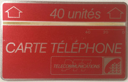 FRANCE : A17A 40 U Red 2/3mm    MINT (probably) - Télécartes Holographiques