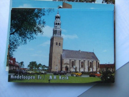 Nederland Holland Pays Bas Hindeloopen Met Auto's Bij Nederlands Hervormde Kerk - Hindeloopen