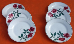 Suite De 6 Assiettes   Années 40/50 Faïence H.B.C (Hyppolite, Boulenger, Creil) Décor Floral, Roses Rouges  Modèle Ver - Creil Montereau (FRA)