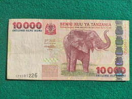 Tanzania 10000 Shillings 2003 - Tanzania