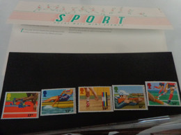 Planche Ref 173 De 5 Timbres Sport  1986 Royal Mail Mint Stamps Atletisme Aviron Etc... - Collections