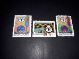 A9MIX33 SOMALILAND 1981 WORLD FOOD 3 VALORI "XX" - Somalilandia (Protectorado ...-1959)