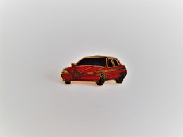 PINS AUTOMOBILE ALFA ROMEO 164 ROUGE / 33NAT - Alfa Romeo