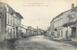 / CPA FRANCE 82 "Grisolles, Entrée Du Village" - Grisolles