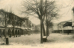 Mirepoix * La Place * La Halle * Commerces Magasins - Mirepoix