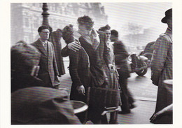 ROBERT DOISNEAU - Kiss By The Hôtel De Ville Paris 1950 - Doisneau