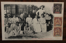 Océanie CPA AK Huahine Reine Et Ses Dames D'honneur Borabora Ile Tahiti France Etablissement Français Cover Rare !!! - Covers & Documents