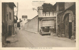 .CPA  FRANCE 69 " Grigny, La Baronnie Et La Rue De Lyon" - Grigny