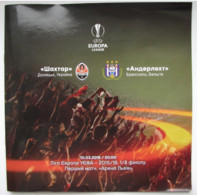 Football -  UEFA Europa League 2015-16 Shakhtar Donetsk Ukraine - RSC Anderlecht Belgium - Libros