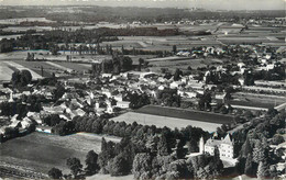 CPSM FRANCE 74 "Douvaine, Vue Générale Et Le Château De Troches". - Douvaine