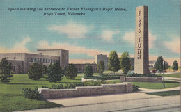 A3980-  Pylon Marking The Entrance To Father Flanagan's Boys' Home, Boys Town, Omaha Nebraska USA Unused Postcard - Omaha