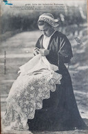 La Guipure D'Irlande à Plouhinec.une Pièce D'exposition.dentelliere.coiffe Costume Breton.édition Villard 4090 - Plouhinec