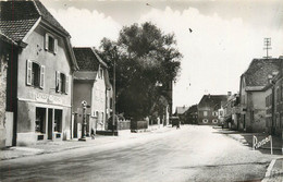 CPSM FRANCE 68 " Habsheim, La Grande Rue". - Habsheim