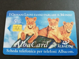 ITALIA CHIPCARD L 5,000  ALBACARD  ALBACOM, 3 LIONS     USED   ** 5293** - Publiques Ordinaires