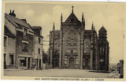 44  Saint Julien De  Vouvantes  -  L'eglise - Saint Julien De Vouvantes