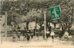 Beg Meil * Fouesnant * Un Coin Du Parc Du Grand Hôtel * Balançoire Jeux D'enfants - Beg Meil