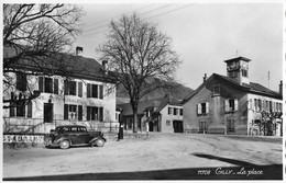 GILLY → La Place Avec Oldtimer, Carte Photo Ca.1950    ►RAR◄ - Gilly