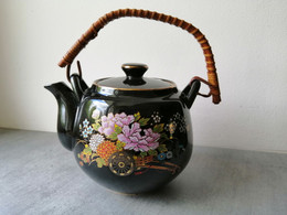 Théière Chinoise En Céramique Décor Floral - Teapots