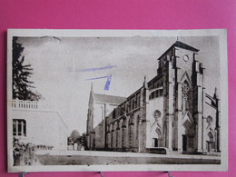 Visuel Très Peu Courant - 42 - Belmont - Place De L'Eglise - Bon état - 1951 - R/verso - Belmont De La Loire