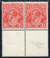 Australia 1924 KG5 Head 1.5d Scarlet  Marginal Horiz Pair One Stamp With 'no Top To Crown' Lightly Mounted - Mint Stamps