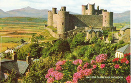 HARLECH CASTLE AND SNOWDON, GWYNEDD, WALES. UNUSED POSTCARD F6 - Merionethshire