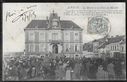 CPA 27 - Routot, La Mairie Et La Place Du Marché - Routot