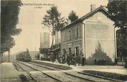 Châteauvillain * La Gare * Arrivée D'un Train * Locomotive * Ligne Chemin De Fer Haute Marne - Chateauvillain