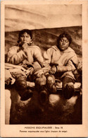 Missionnaires OBLATS Missions Esquimaudes - Série IX - Femmes Esquimaudes Sous L'iglou (maison De Neige) - Nunavut