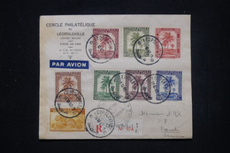 CONGO BELGE - Enveloppe En Recommandé De Léopoldville En 1942 Pour Douala Avec Cachet De Contrôle  - L 98583 - Lettres & Documents