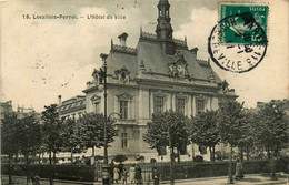 92 * Levallois Perret - Levallois Perret