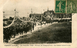 Frossay * Les Fêtes Dieu De 1920 , Parcours Du Champ De Foire , Les Hommes Suivant Le Dais - Frossay