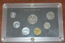 NEPAL 1973-1974  PROOF SET (DURING 1973-'74 SAME COINS WERE USED AS "YEAR PROOF SET")SHIPPING ACCORD. C.POST-50% - Népal