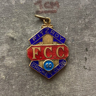 Badge Pin ZN010675 - FCC Fitzroy Cricket Club Melbourne Australia 1921 - Cricket