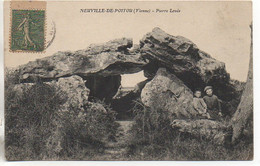 86 NEUVILLE-en-POITOU  Pierre Levée - Neuville En Poitou